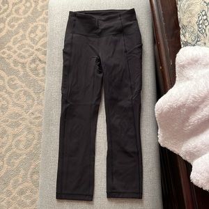 Black lululemon leggings size 0 cropped